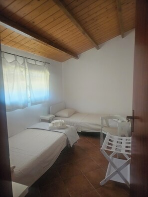2 bedrooms, WiFi, bed sheets