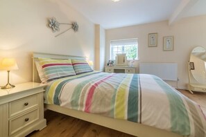 3 chambres, accès à Internet, literie fournie