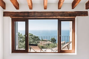 Interior - Villa with Private Pool and Fantastic Sea Views (Deia)