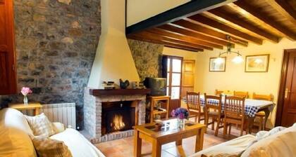 Rural Accommodations Casa FabiĂĄn, La Tenada (Pet Friendly)