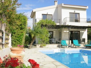 Outdoor pool - Luxury Villa With Private Pool, Landscaped Garden And Sea Views (Pissouri Bay)