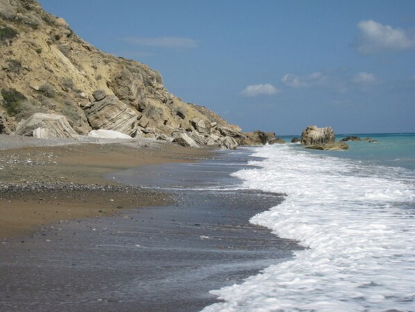 Beach nearby, sun-loungers