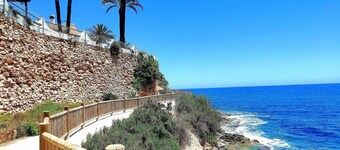 MAGNIFICENT APARTMENT, quite area, Free-Wifi, TvSat, Clim. close to everything