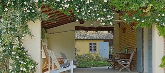 Wine Lovers! Luxury House on 250 Acre Vineyard, AC & Private Pool