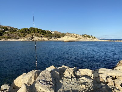 SUPERB FAMILY VILLA, OVERLOOKING THE SEA WITH PRIVATE HEATED (OPTIONAL) POOL