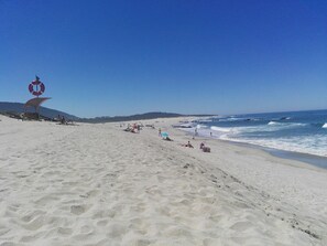 Beach nearby - 'Largo Agrela House' - (See, River and Montain) (Viana do Castelo)
