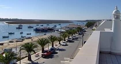 Frontline, Top Floor, Waterfront Private Apartment With Beautiful Sea Views