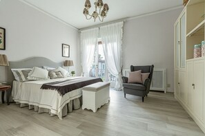 3 bedrooms, iron/ironing board, bed sheets
