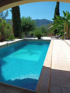 Beheizter Pool