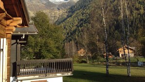 Property grounds - House with garden (Chamonix-Mont-Blanc)