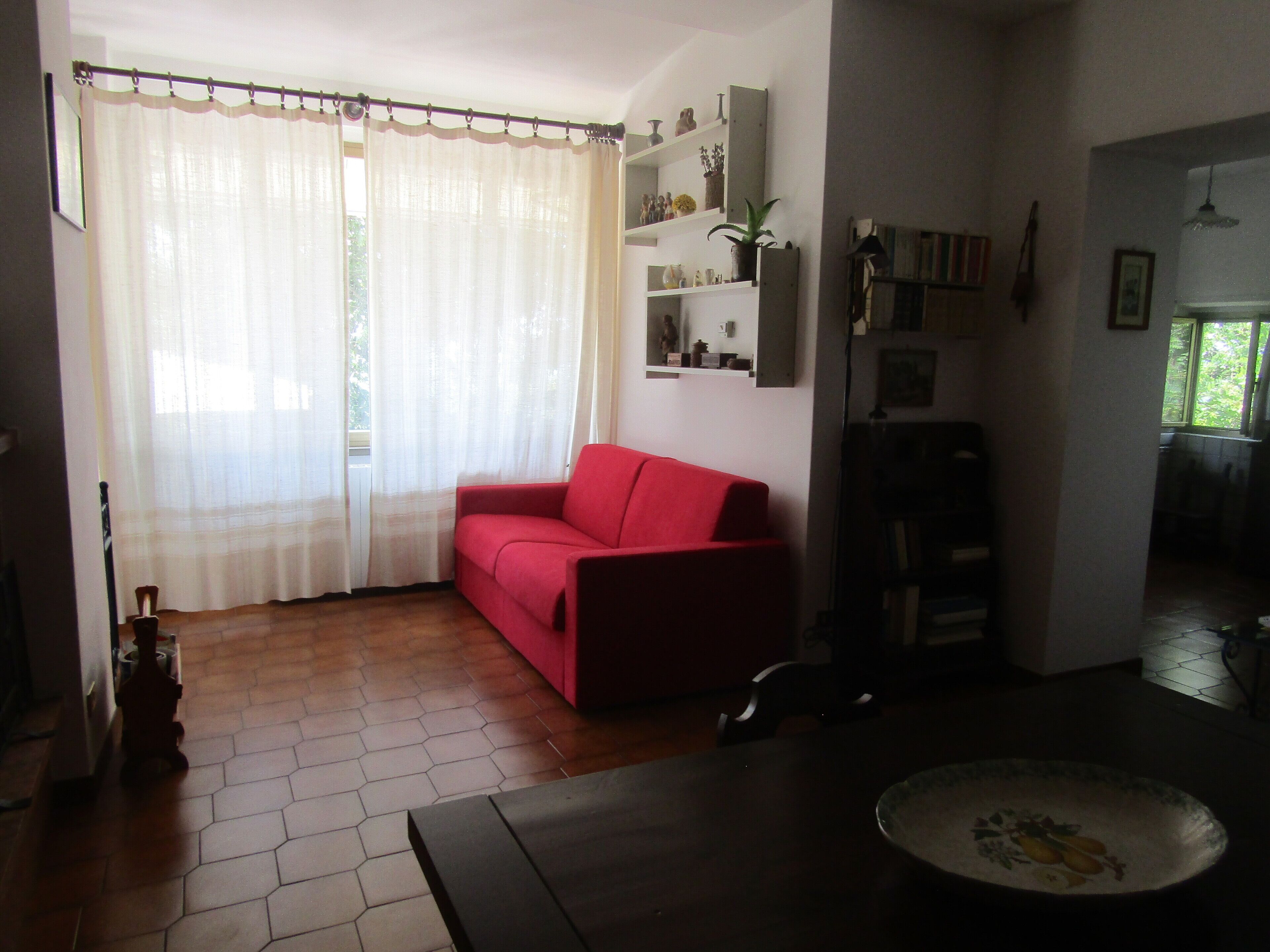 Detached villa just outside the walls of Fosdinovo