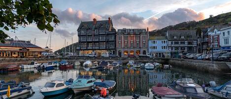 Marina/club náutico