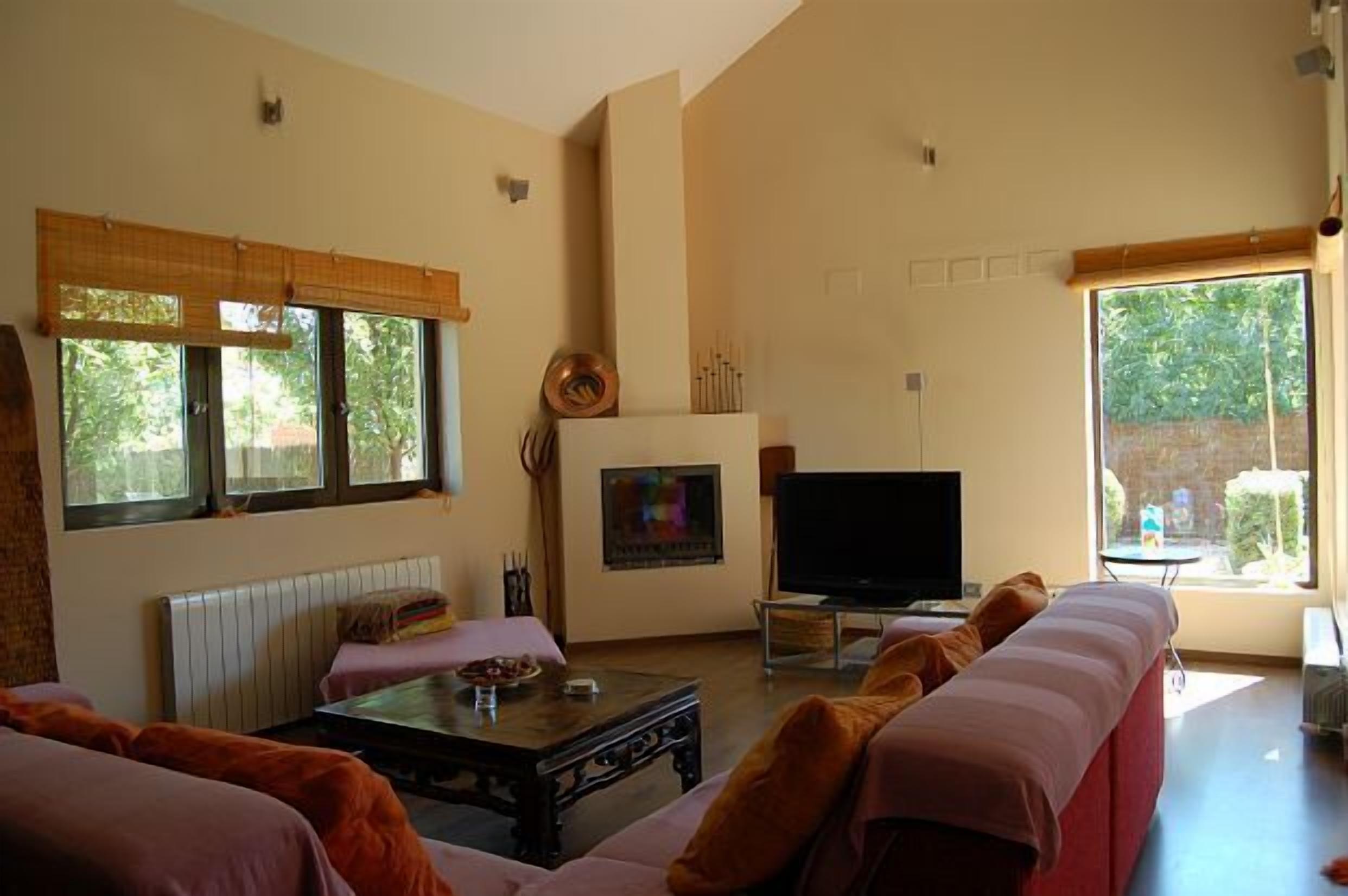 Rural house (full rental) El Herren del Abuelo for 17 people