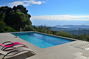 Outdoor pool, a heated pool - Charming villa Porto-Vecchio sea view with heated pool (Porto-Vecchio)