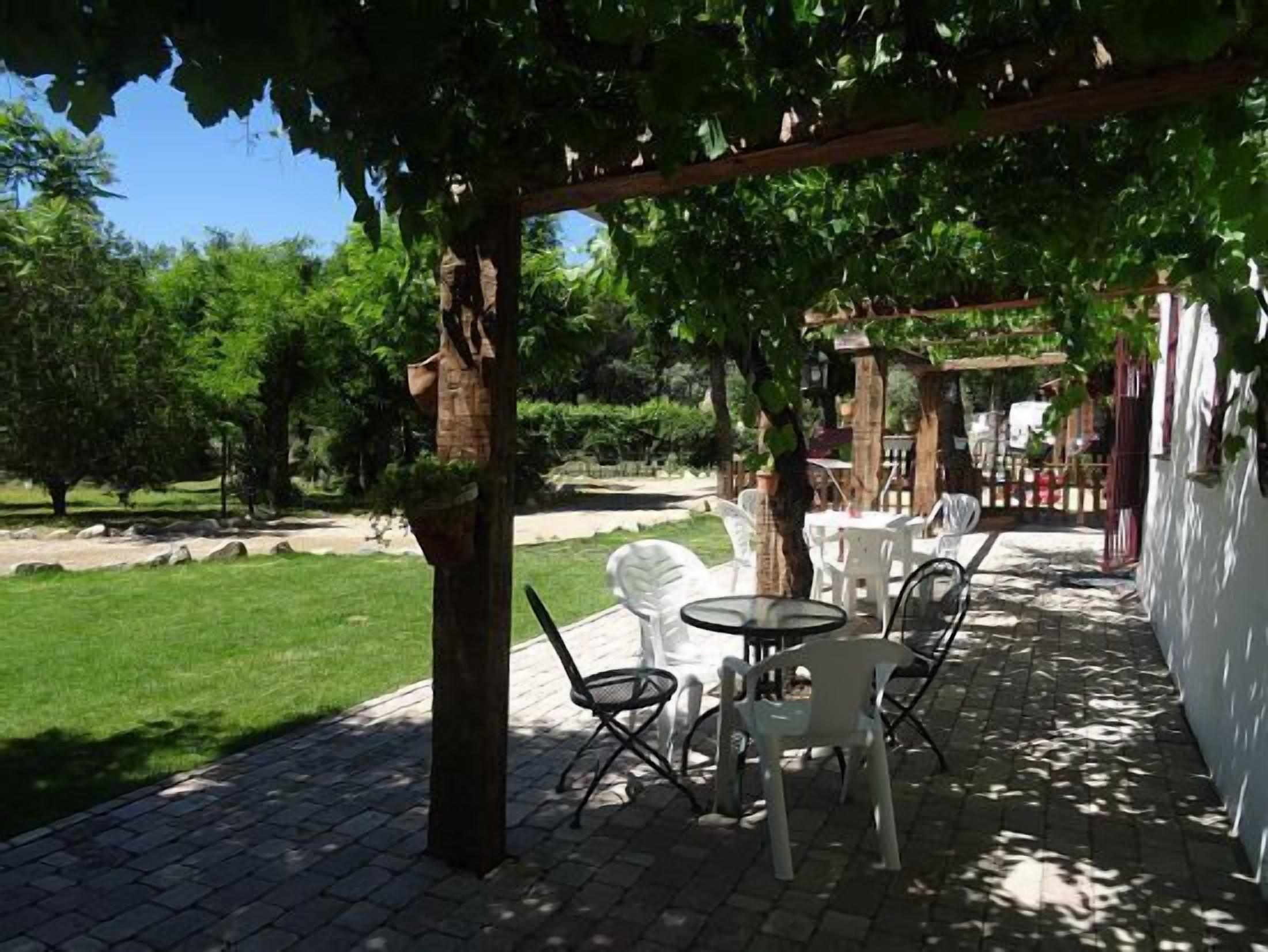Self catering El Cortijo de Puentenuevo for 13 people