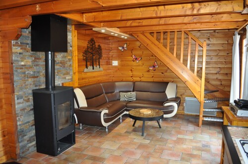 ECRIN prachtig chalet met uitzicht op het meer, uitgerust voor gehandicapten - sauna - wifi.