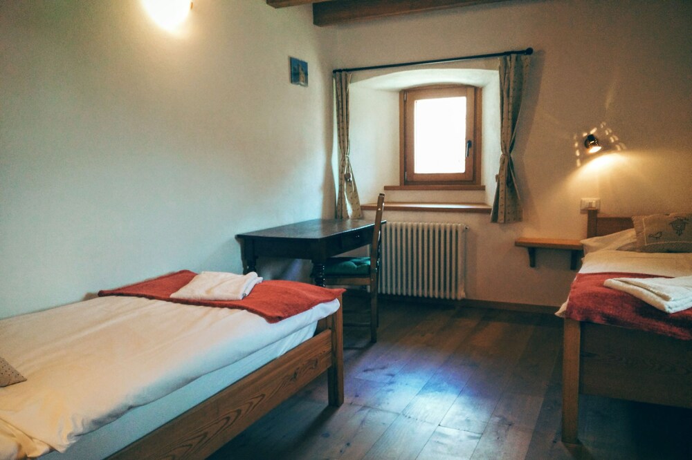 THE ROVEN FARM - Three-room "Cow"