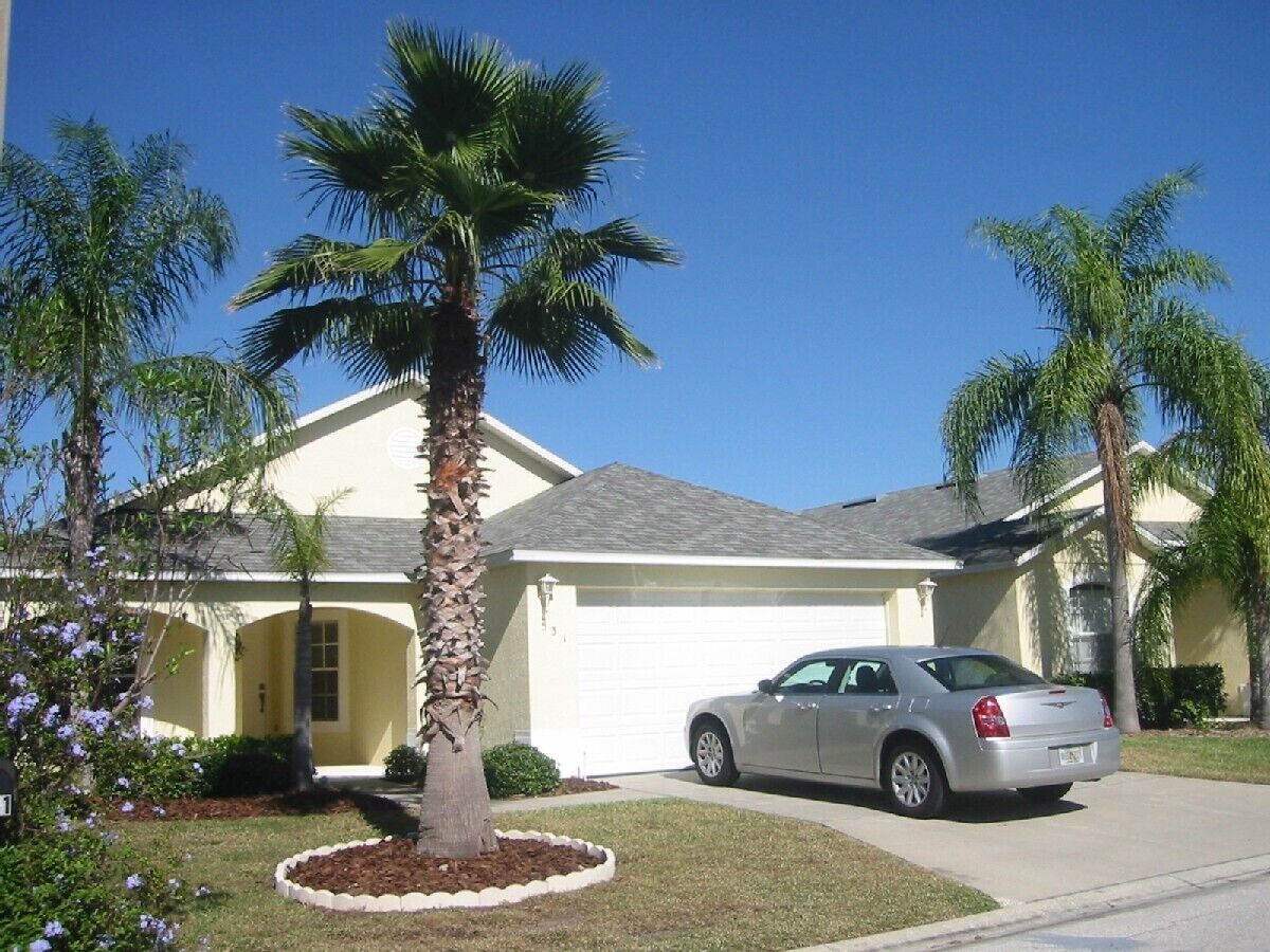 Florida Villa - home from home with pool - 20 mins to Disney World
