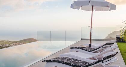 Villa Taburiente, modern, breathtaking views, nature and good weather.