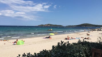 En la playa