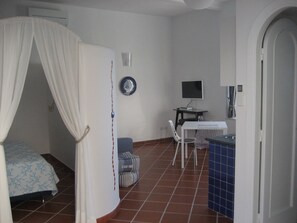 1 Schlafzimmer, WLAN, Bettwäsche