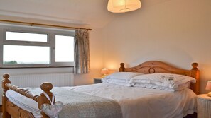 3 Schlafzimmer, Bügeleisen/Bügelbrett, WLAN, Bettwäsche