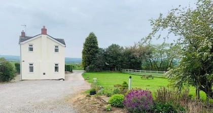 Detached Rural Cottage in Idyllic Location with 3 acre safe secure 6ft dog field