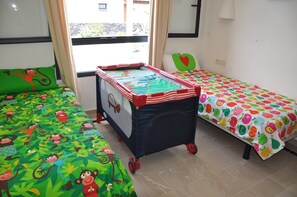 2 Schlafzimmer, Zimmersafe, Bügeleisen/Bügelbrett, kostenloses WLAN