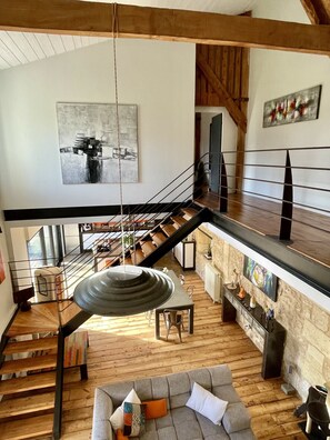 TV, fireplace, video games, DVD player - Charming house with swimming pool and air conditioning 15 minutes from Bordeaux (Saint-Caprais-De-Bordeaux)