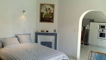 1 Schlafzimmer, Bügeleisen/Bügelbrett, Reisekinderbett, kostenloses WLAN