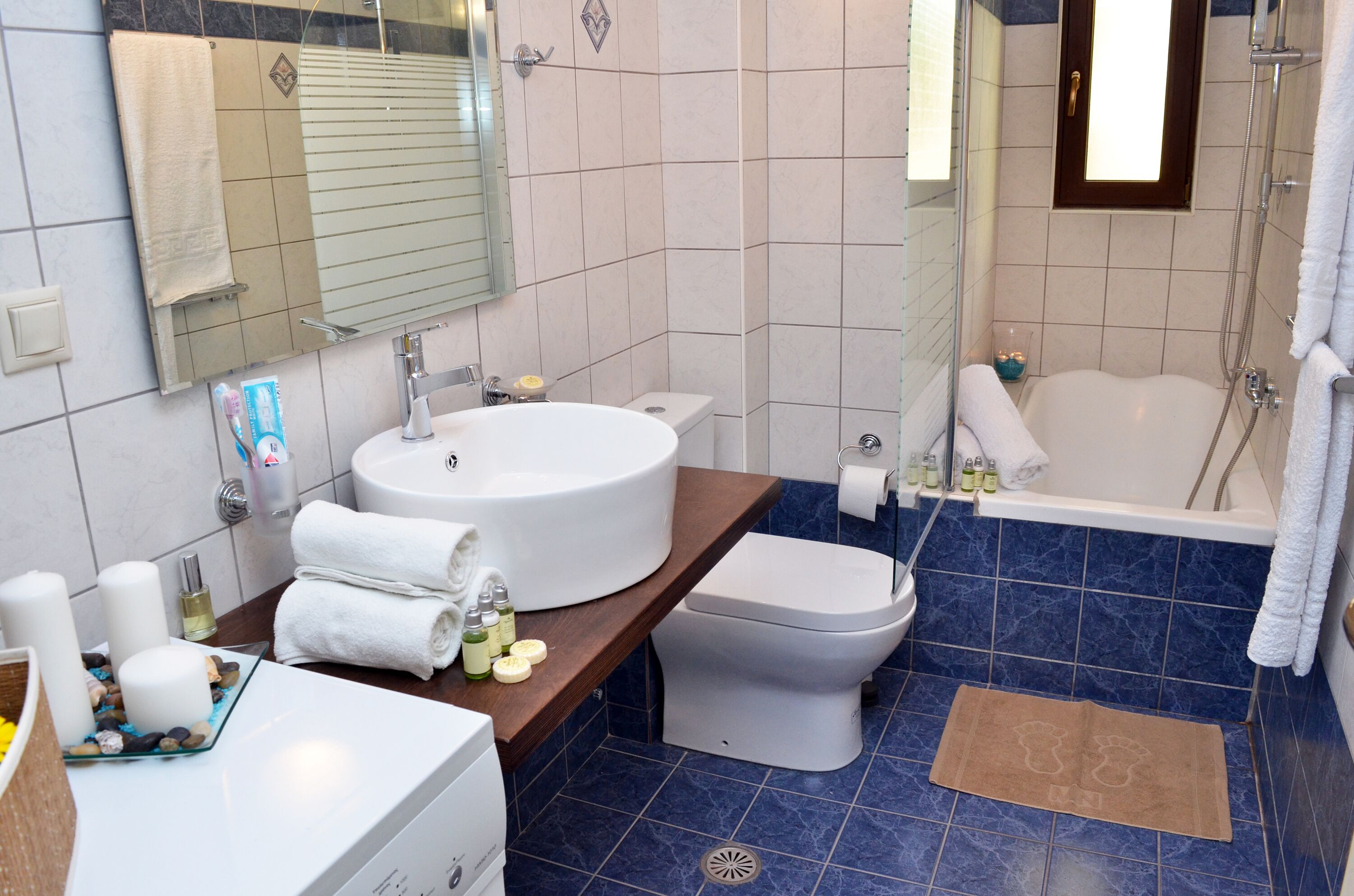 Modern apartment, 15 minutes walk from Chersonisos center