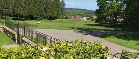Enceinte de lâhĂ©bergement