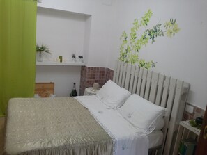 2 Schlafzimmer, Bügeleisen/Bügelbrett, WLAN, Bettwäsche