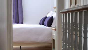 3 bedrooms, iron/ironing board, travel crib, free WiFi