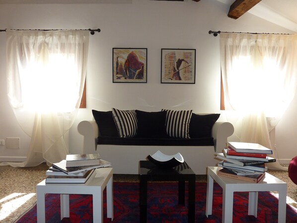TV, books