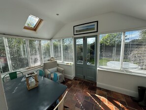 Dining - Cottage Close To Sea, Between Portreath And Godrevy (Tehidy/Portreath)