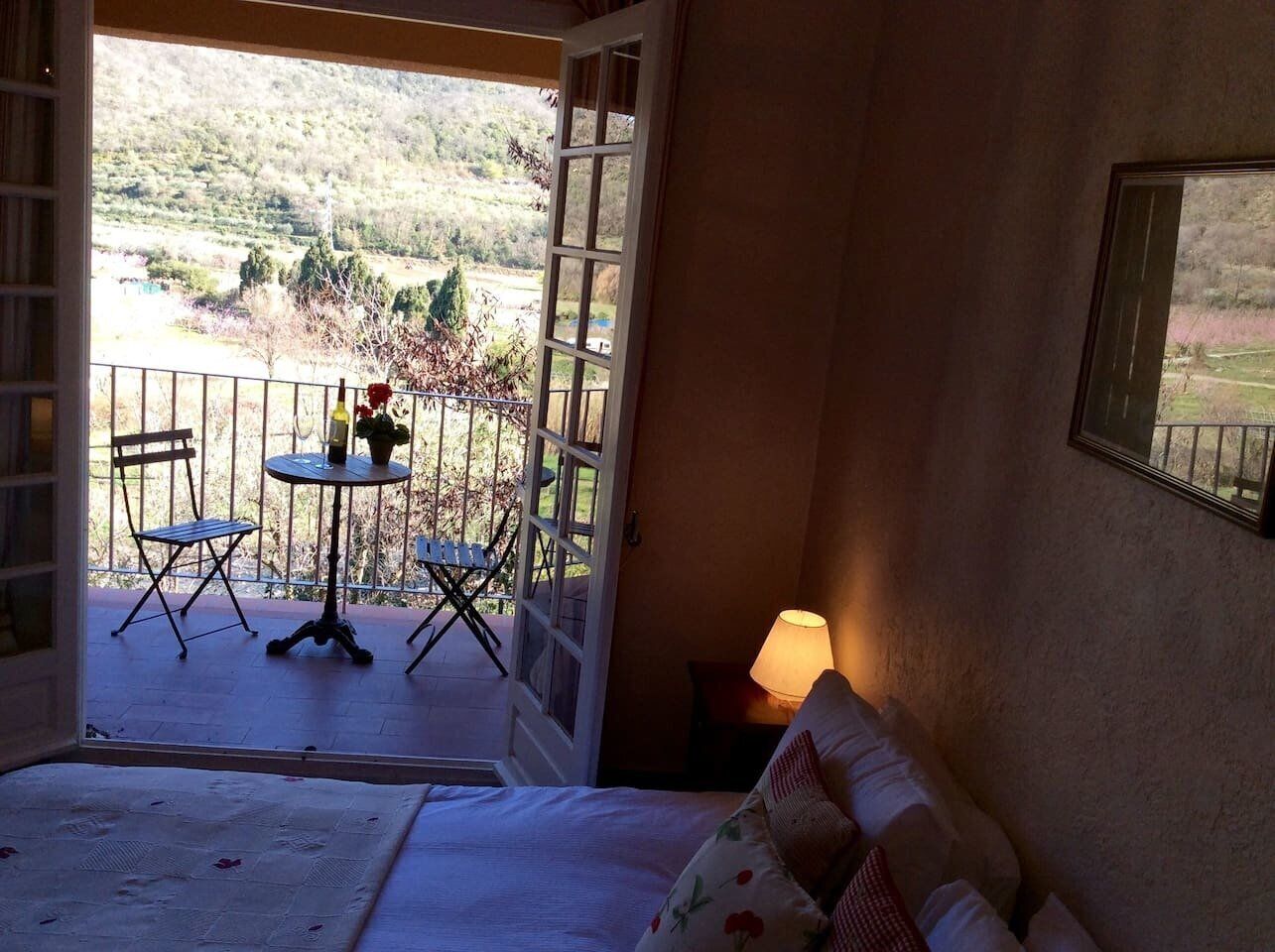 Stunning views you can enjoy while eating breakfast in bed!