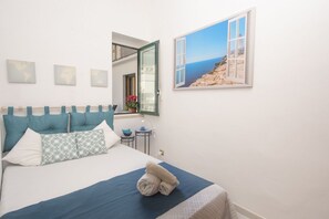 2 habitaciones, tabla de planchar con plancha, wifi y ropa de cama