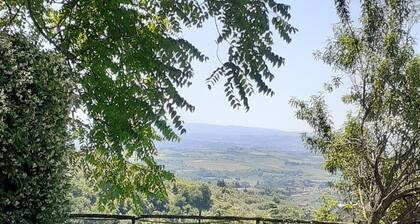 7-Zimmer-Haus, ländliche Umgebung, privater Pool, gratis WiFi, ideal zum Wandern / Entspannen