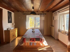 تناول الطعام