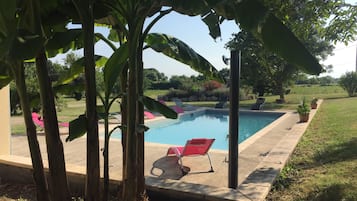 Piscine extérieure