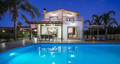 Villa Astro - a beach villa with heated pool that sleeps 8 guests in 4 bedrooms