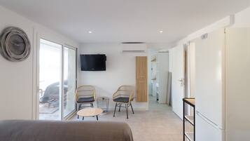 4 bedrooms, free WiFi