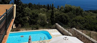 Amazing sea view,private pool,just super  MHTE 0458K91000420601,EVRETI, FISCARDO