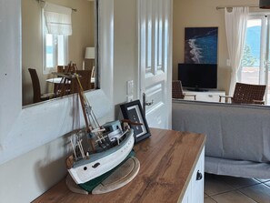 Interior - Amazing sea view,private pool,just super  MHTE 0458K91000420601,EVRETI, FISCARDO (Fiscardo)