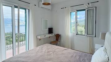 2 bedrooms, iron/ironing board, travel crib, WiFi