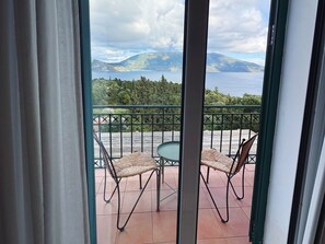 Interior - Amazing sea view,private pool,just super  MHTE 0458K91000420601,EVRETI, FISCARDO (Fiscardo)