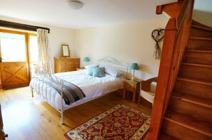 1 غرفة نوم ومكواة/لوح كي وواي فاي مجانًا وملاءات أسرّة