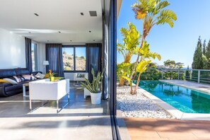 Pool - Designer villa with pool and amazing views over the bay of Malaga (Málaga)