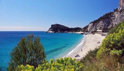 Apartment with wonderful terrace on the sea - Finale Ligure